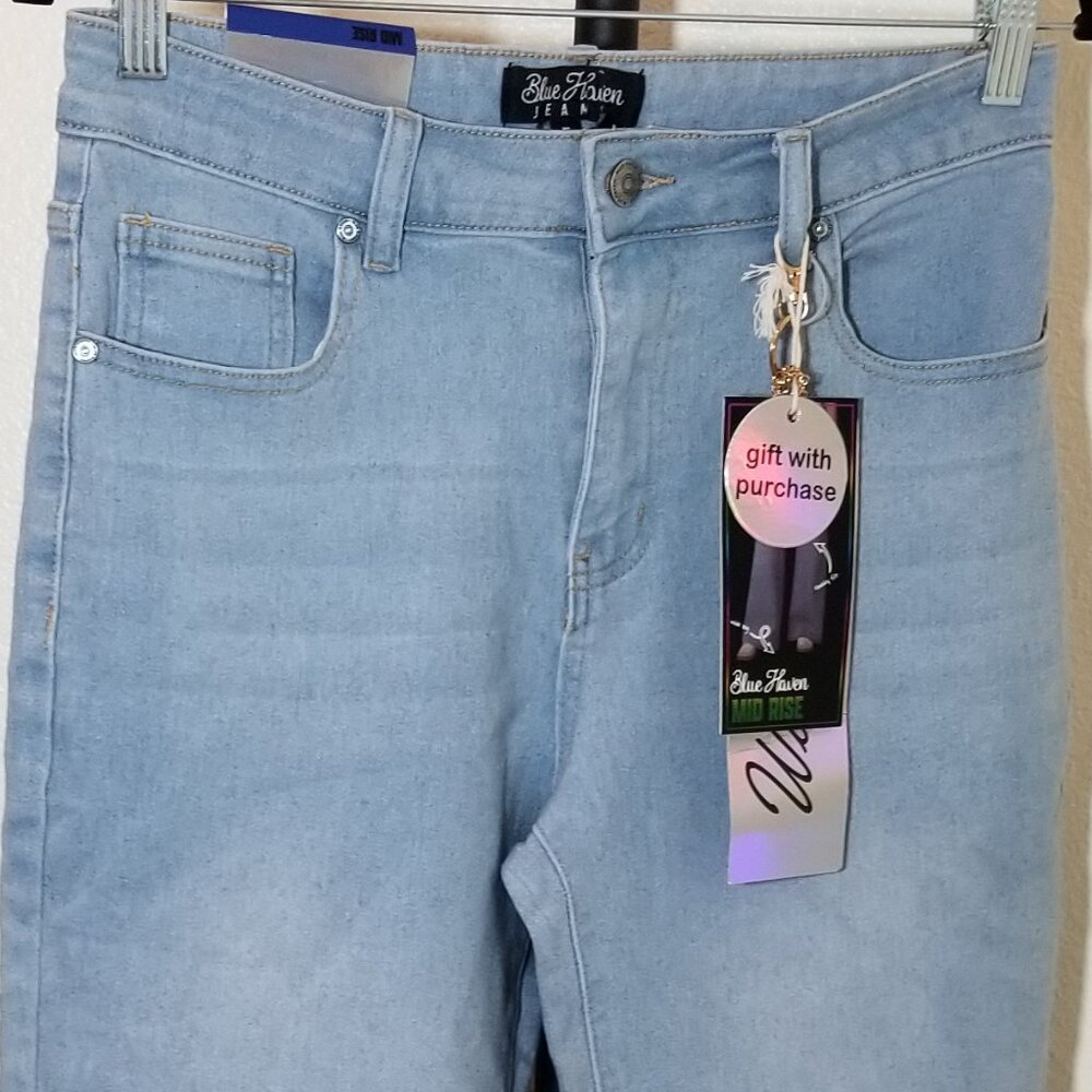 Blue Haven Jeans Womens Size 5 Light Wash Wide Leg Stretch Retro Street Boho NWT - Picture 3 of 9
